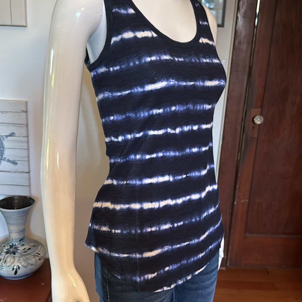 NWT Eddie Bauer size small Striped Navy and White Women's Tank Top